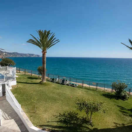 Tuhillo 2f Menyber * Nerja