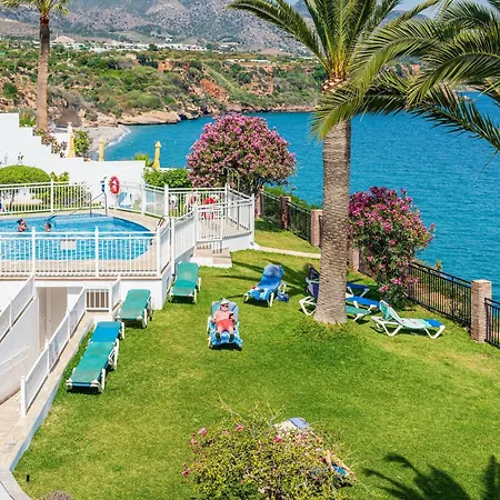 Tuhillo 2f Menyber * Nerja