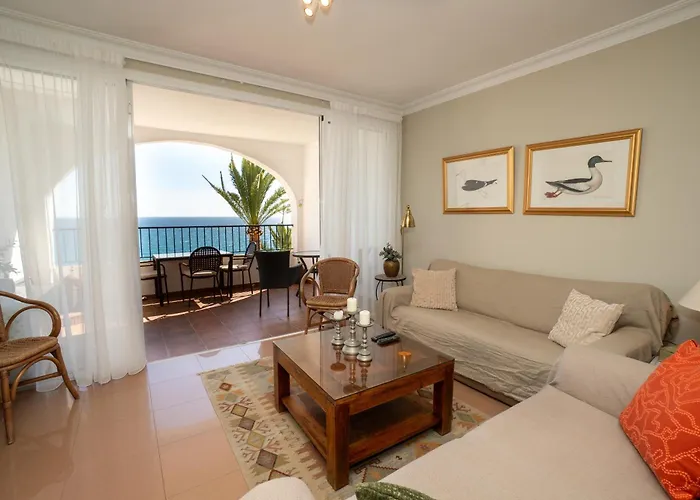 Tuhillo 2f Menyber Nerja